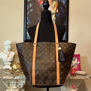 SOLD !! Gorgeous Authentic Louis Vuitton, The Sac Shopping Tote Handbag.